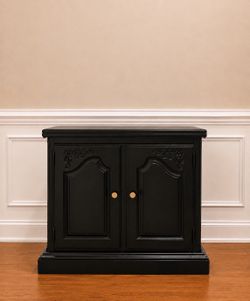 Thomasville Expandable Buffet Server / Bar Cabinet – Black – Fold-Out Top