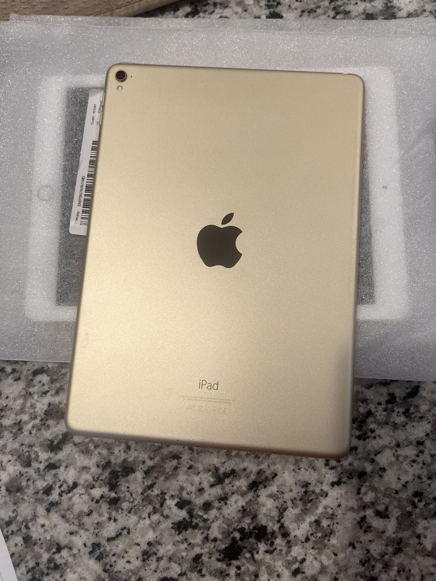 iPad Pro 9.7 32GB  gold (Wi-Fi)