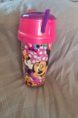 Mini cup with snack storage