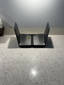 Netgear Nighthawk AX8 AX6000-8-stream 
