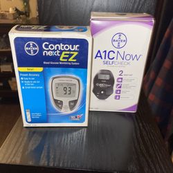 Blood Glucose Monitoring System Each One $25  Pick In Northridge Cash Only 