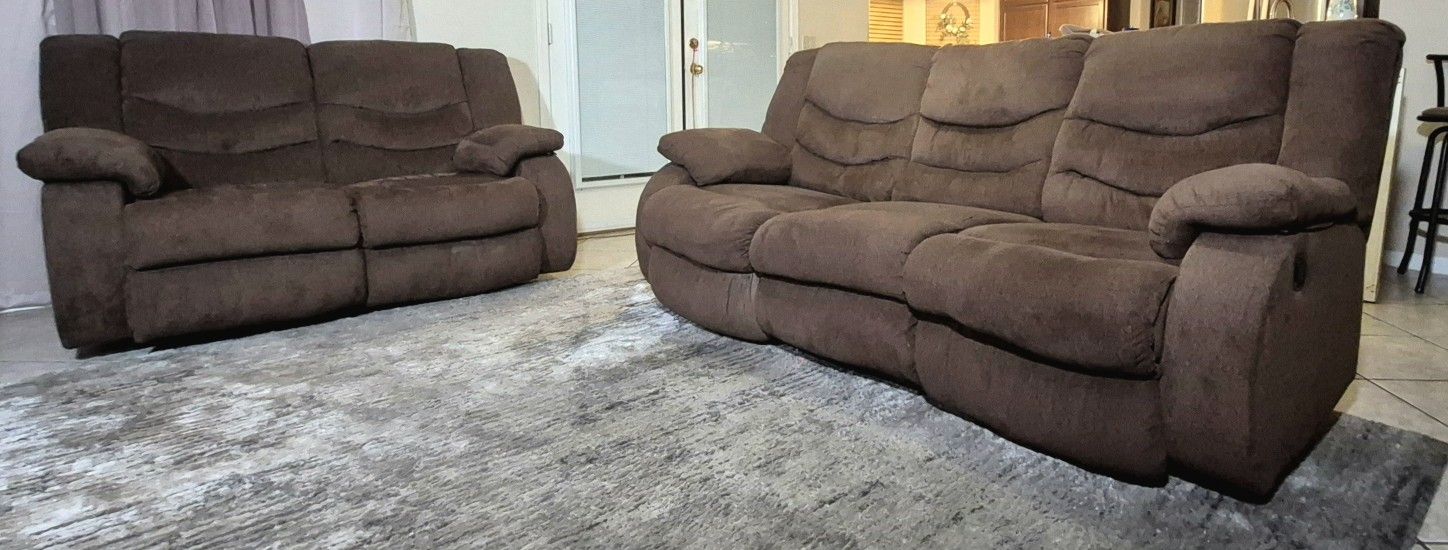 Ashley Furniture Tulen Manual Reclining Sofa and Loveseat Set