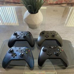 Xbox One Controllers Lot (FPOR)