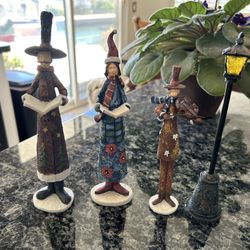 Christmas Group Of Carolers