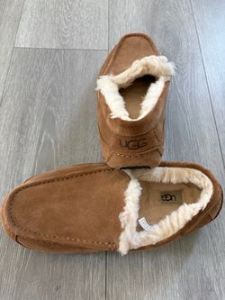 UGG Men's Ascot Moccasin Slippers Men 11M Chestnut Suede Wool Lined