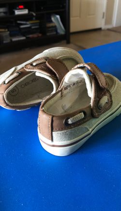 CHEROKEE (size 5)