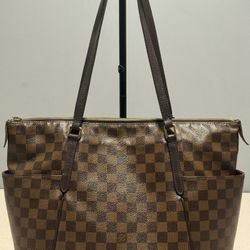 Louis Vuitton Totally MM Damier Ebene Canvas Tote Bag
