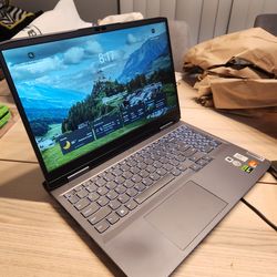 Lenovo LOQ  15.6"  Ryzen 5 RTX 4050 16GB RAM 512GB SSD Gaming Laptop
