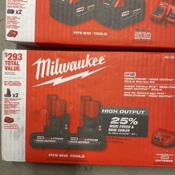 5.0 XC red Lithium Milwaukee Battery - Each BATTERY CADA UNA PILA