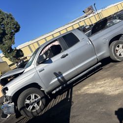 2016 Toyota Tundra - PARTS ONLY