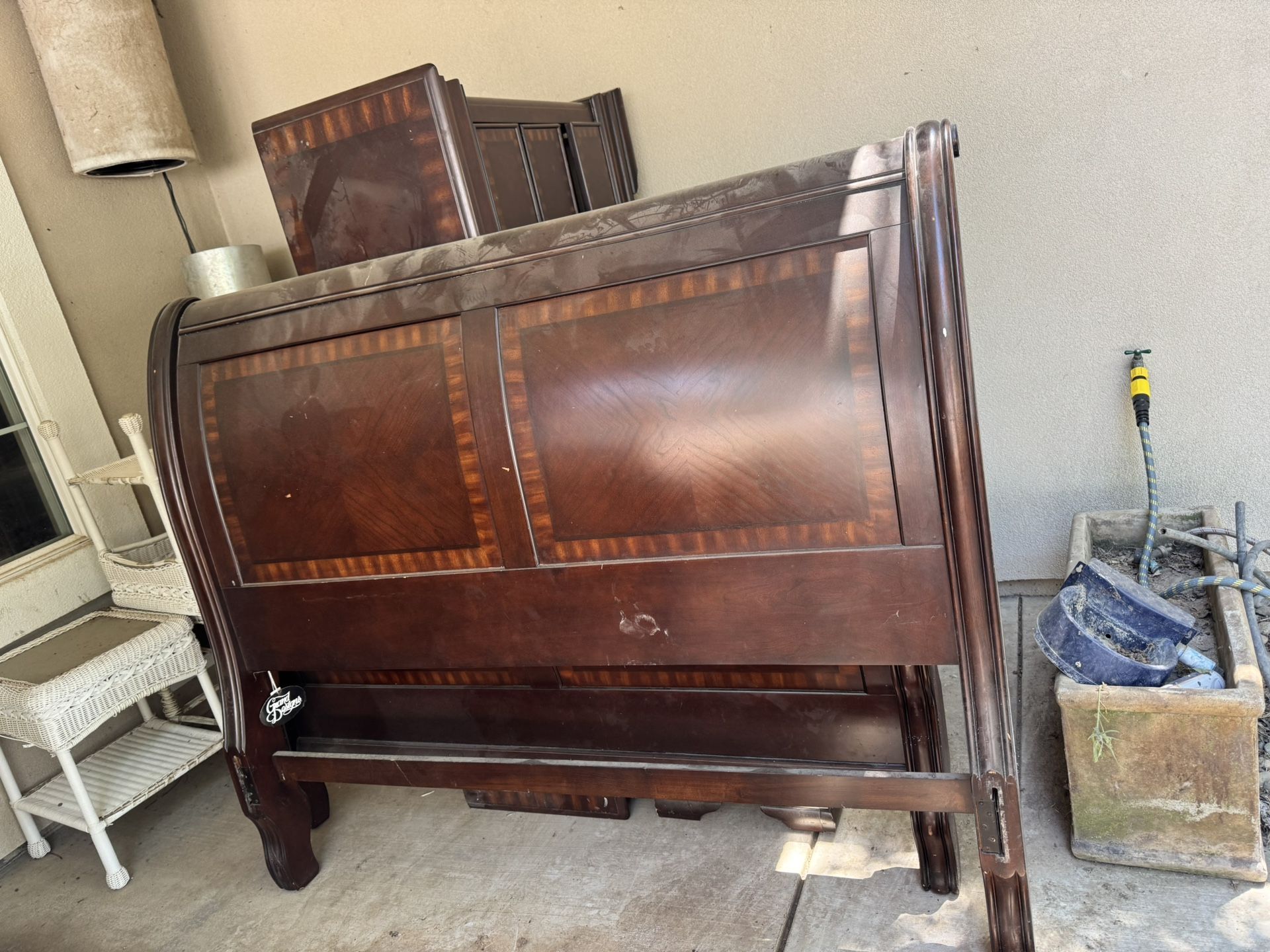 Queen Bedroom Set