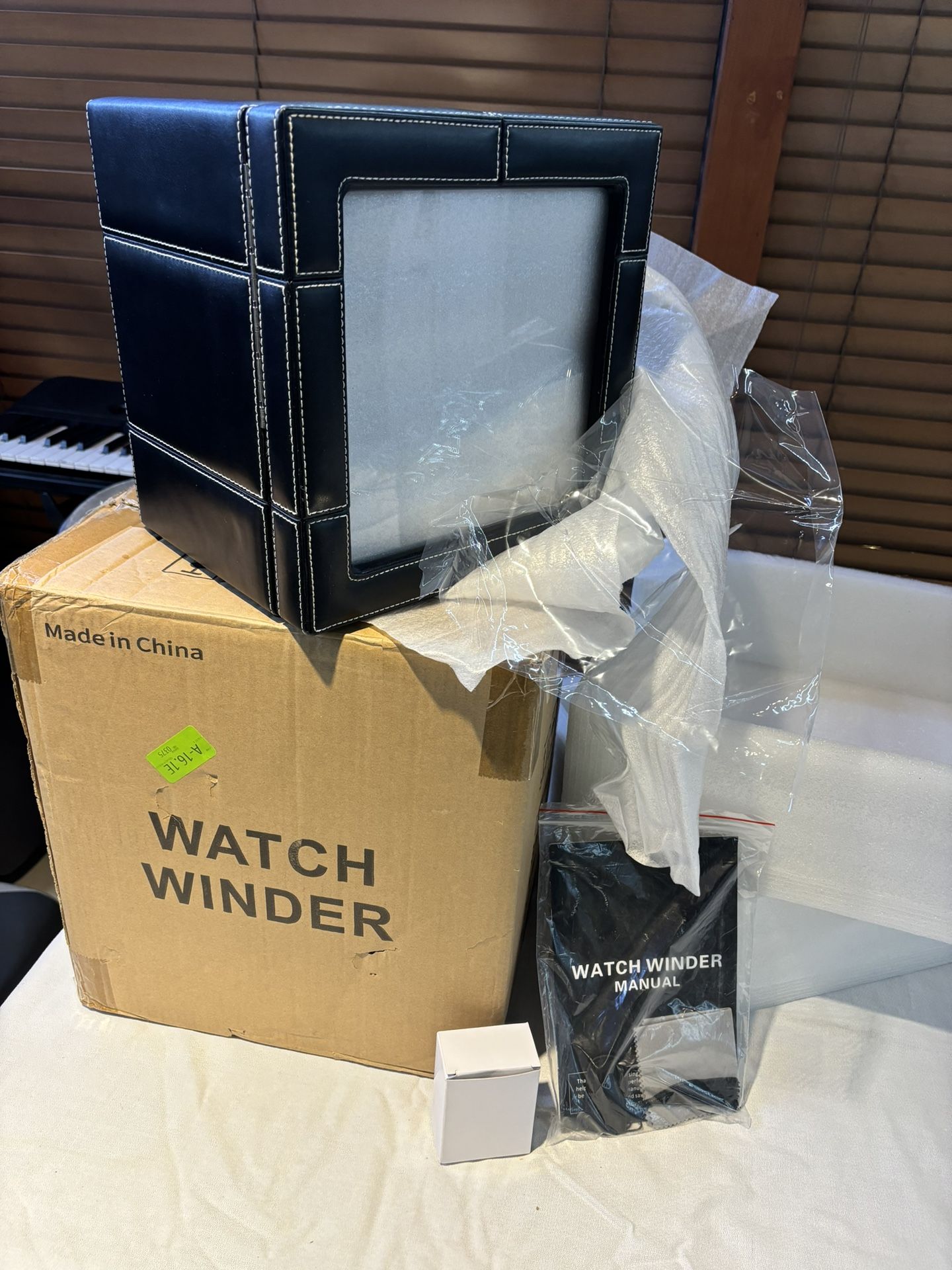 Watch Winder with Quiet Motors in Black Red Leather