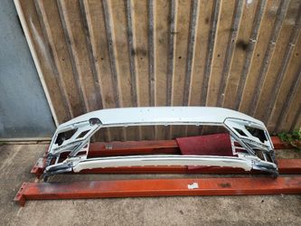 2018-2020 Volkswagen Tiguan R-Line Front Bumper Used Oem