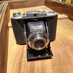 Bellows camera PROUD SPECIAL Model.51 (working)

