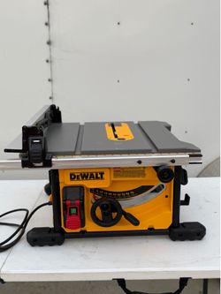 Dewalt 8-1/4” Jobsite Portable Table Saw