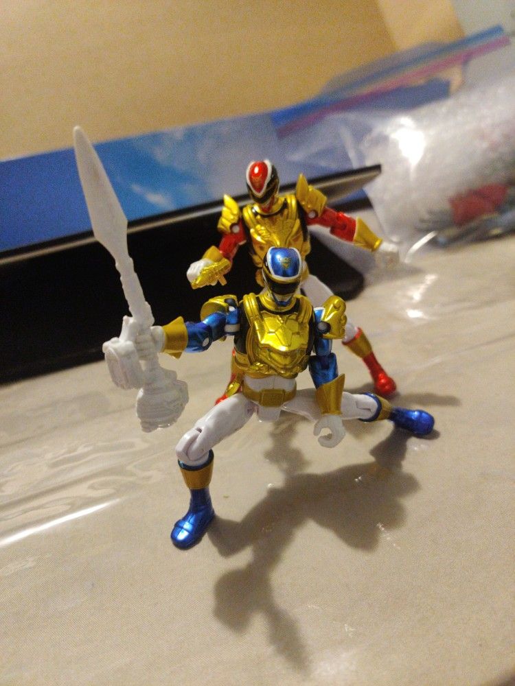 Red And Blue Power Rangers 4"