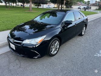 2016 Toyota Camry le