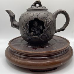 Zi Sha Hand Made Teapot 