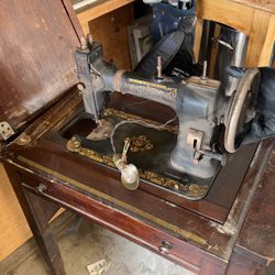 Antique Sowing Machine