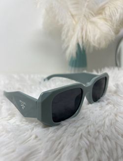 pR sunglasses// Fashion sunglasses// trendy sunglasses// shades
