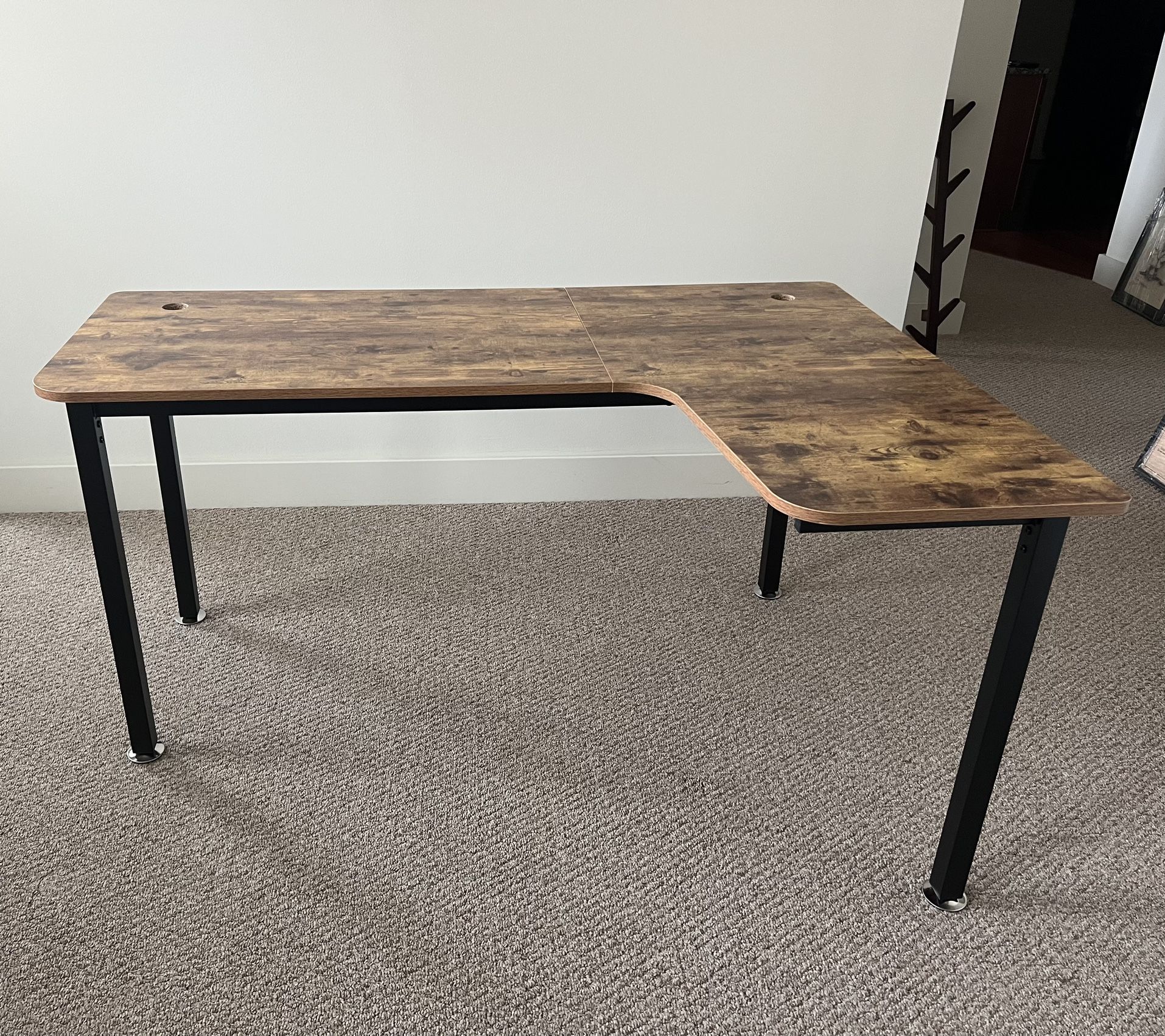 L Shaped Desk