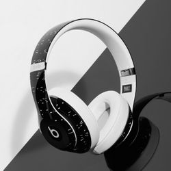 RARE BEATS 🎧 STUDIO WIRELESS X PIGALLE PARIS COLLABORATION 
