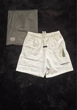 Essentials Shorts
