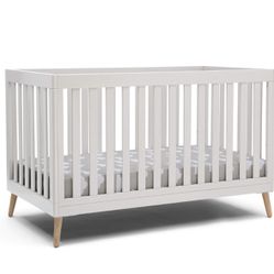 4-in-1 Convertible baby crib