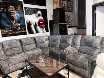 Stunning reclining velvet sectional! 💙📦