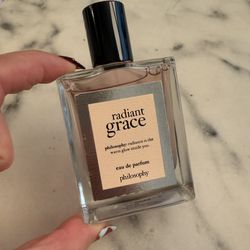*NEW IN BOX* Philosophy Radiant Grace Perfume