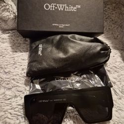 Off-White Sunglasses 