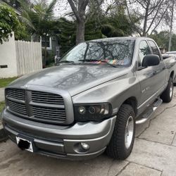 2005 Dodge Ram SLT