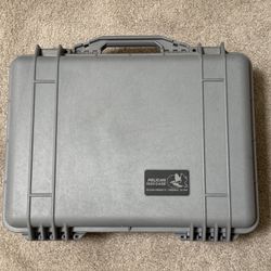 Pelican 1520 Waterproof, Dustproof Equipment Case