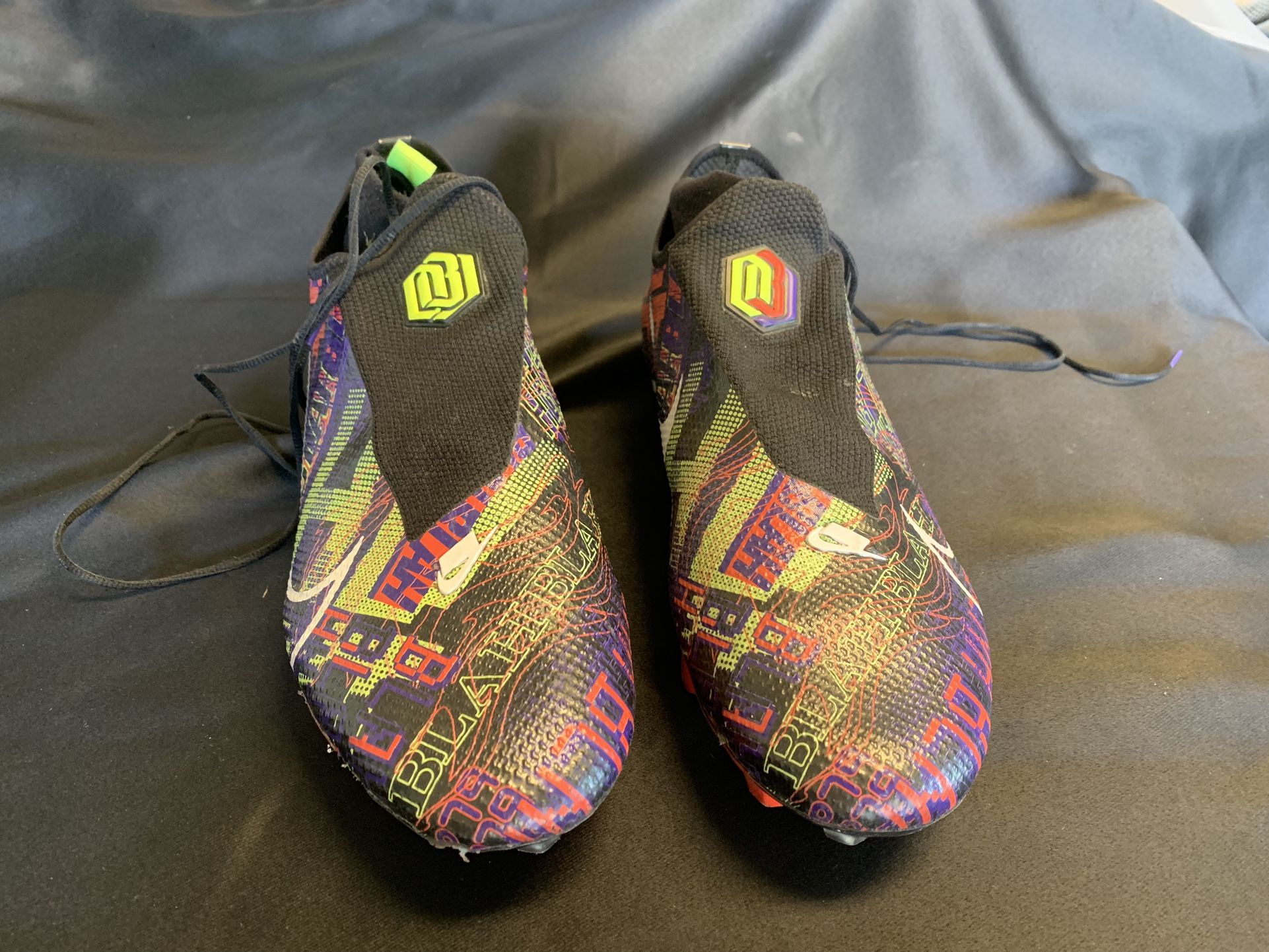 Football Cleats Size 13