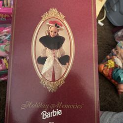 Hallmark Holiday Barbie 1995