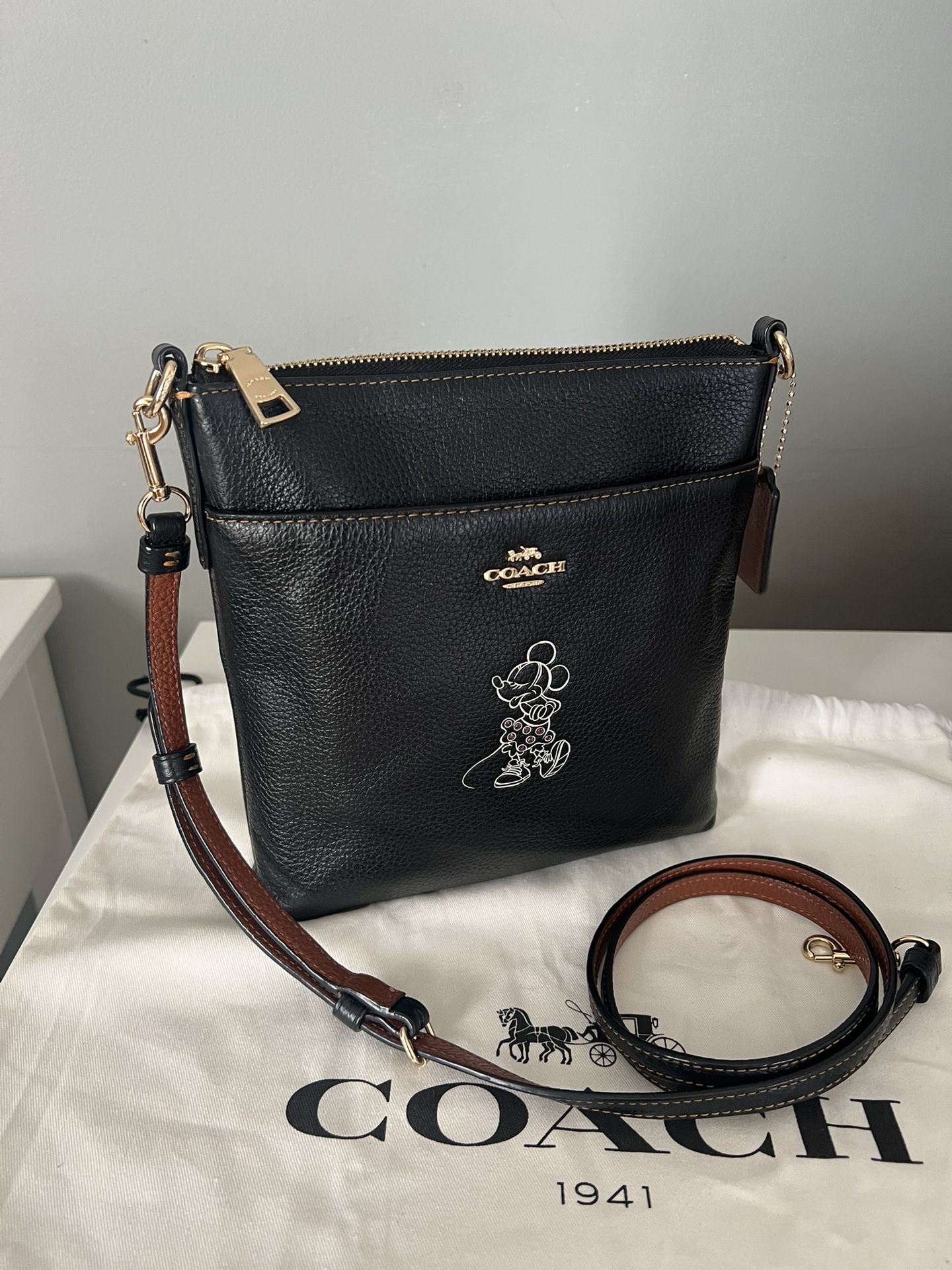 Disney X Coach Minnie Motif Messenger Bag