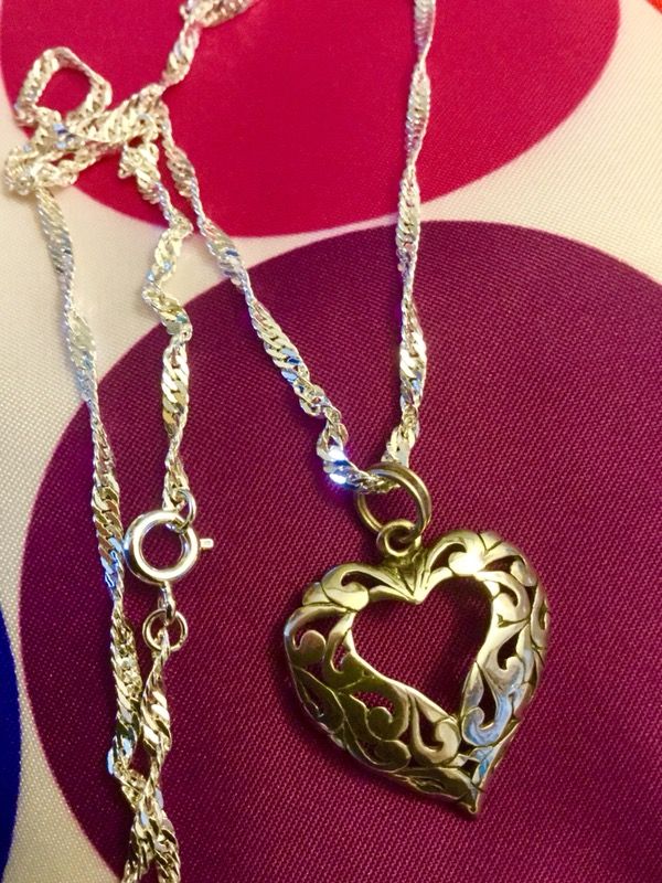 Valentine’s Day 💕 Gift ideas for February 14 th / Welcome to visit for Jewelry and Gifts ! 🛍