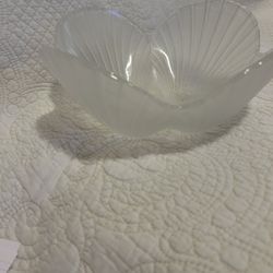 Vintage Frosted Glass Shell Bowl 