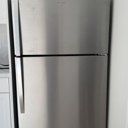 Brand New Whirlpool Refrigerator – Never Used – Priced for Quick Sale