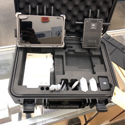 DJI TRANSMISSION COMBO WITH HIGH BRIGHT MONITOR 