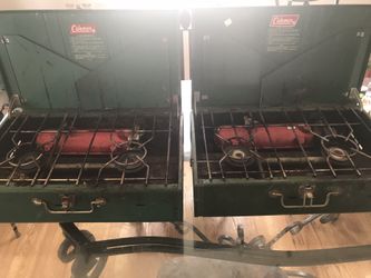 Vintage Green Coleman model 413G portable double stove