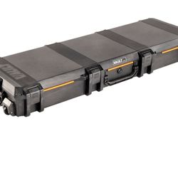 Vault Pelican Vase V800