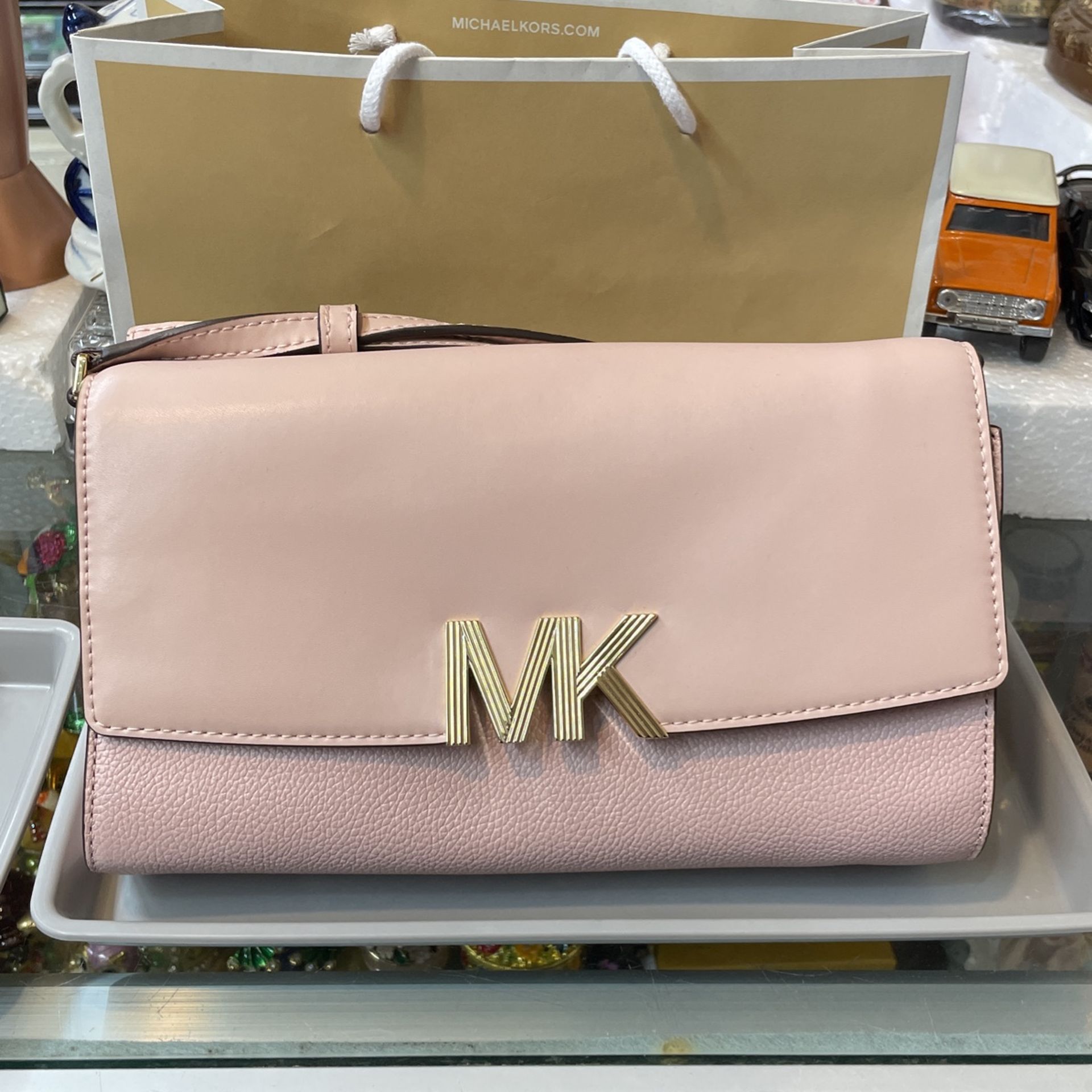 Michael Kors Pink Montgomery Large Messenger Crossbody 