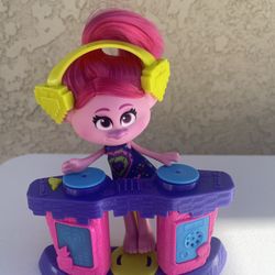 DJ Poppy from Trolls 