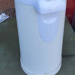 Munchkin Diaper Pail