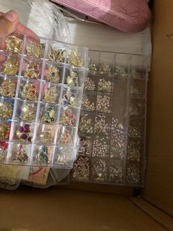 Nail accessories