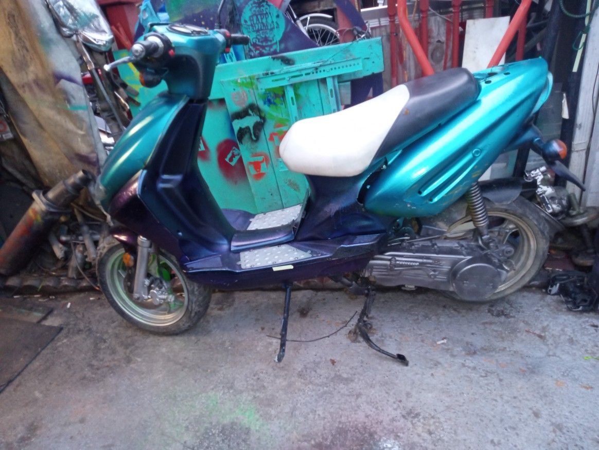 150cc Chinese Moped