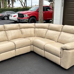 🛋️ Sectional Sofa/Couch- Beige - Leather - Delivery Available 🚛