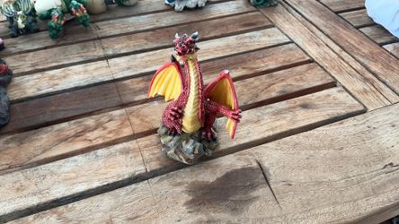 Dragon collectibles