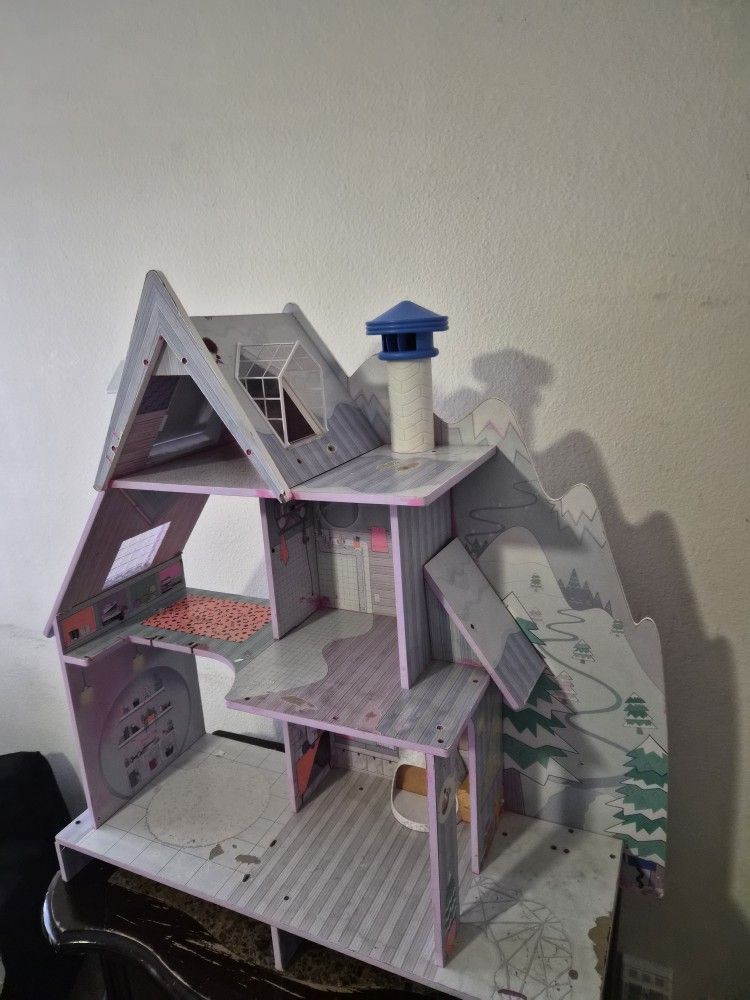 Doll House